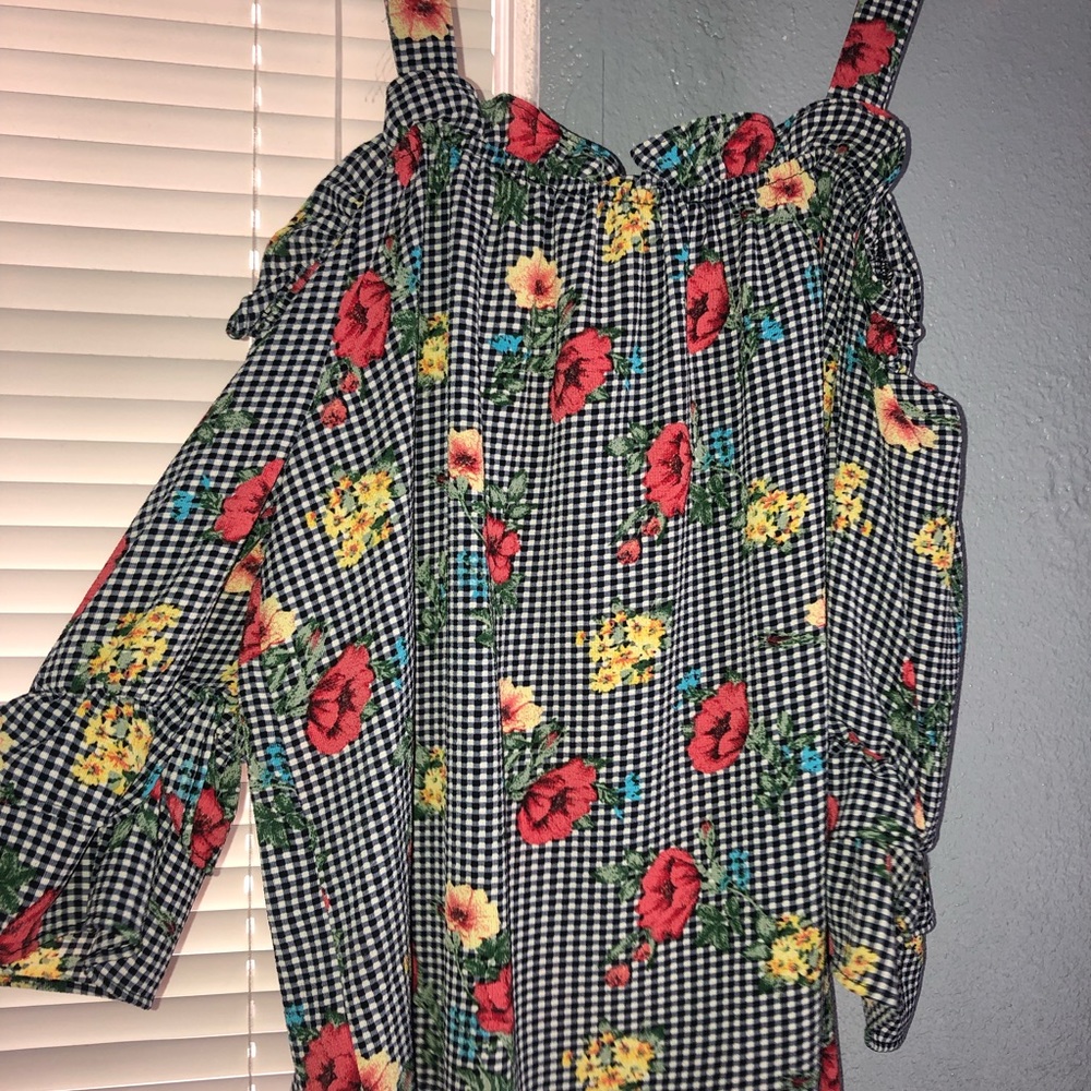 Two strap flower blouse